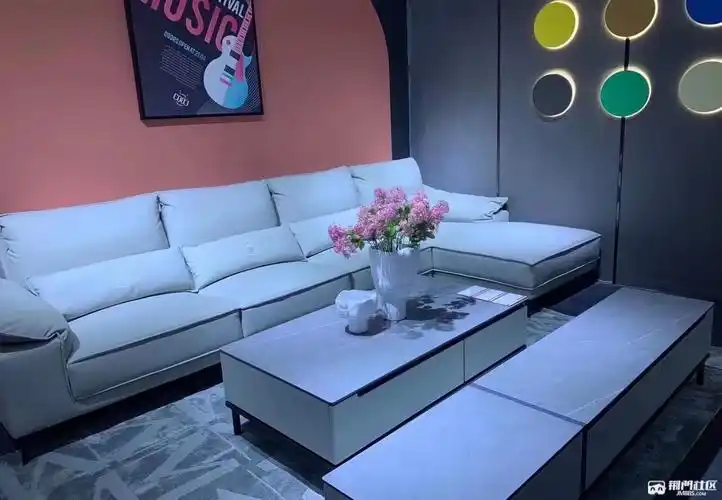 欧亚达家居一楼库斯家居高薪诚聘家居顾问5名储备店长2名