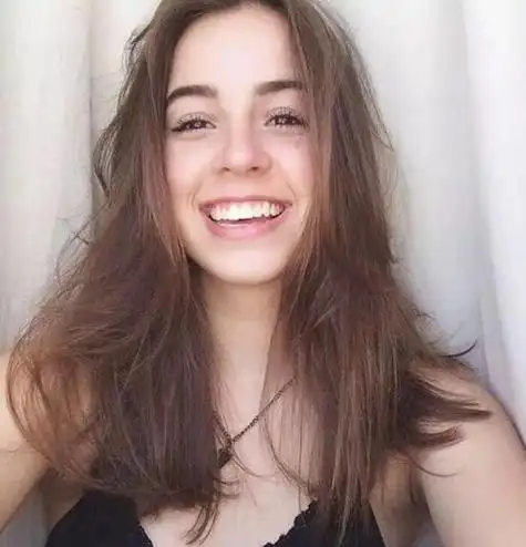 大笑图片女生头像欧美头像