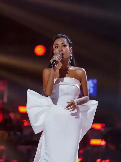 吉克隽逸说女生要勇于直面年龄##吉克隽逸说自己还是有白的地方