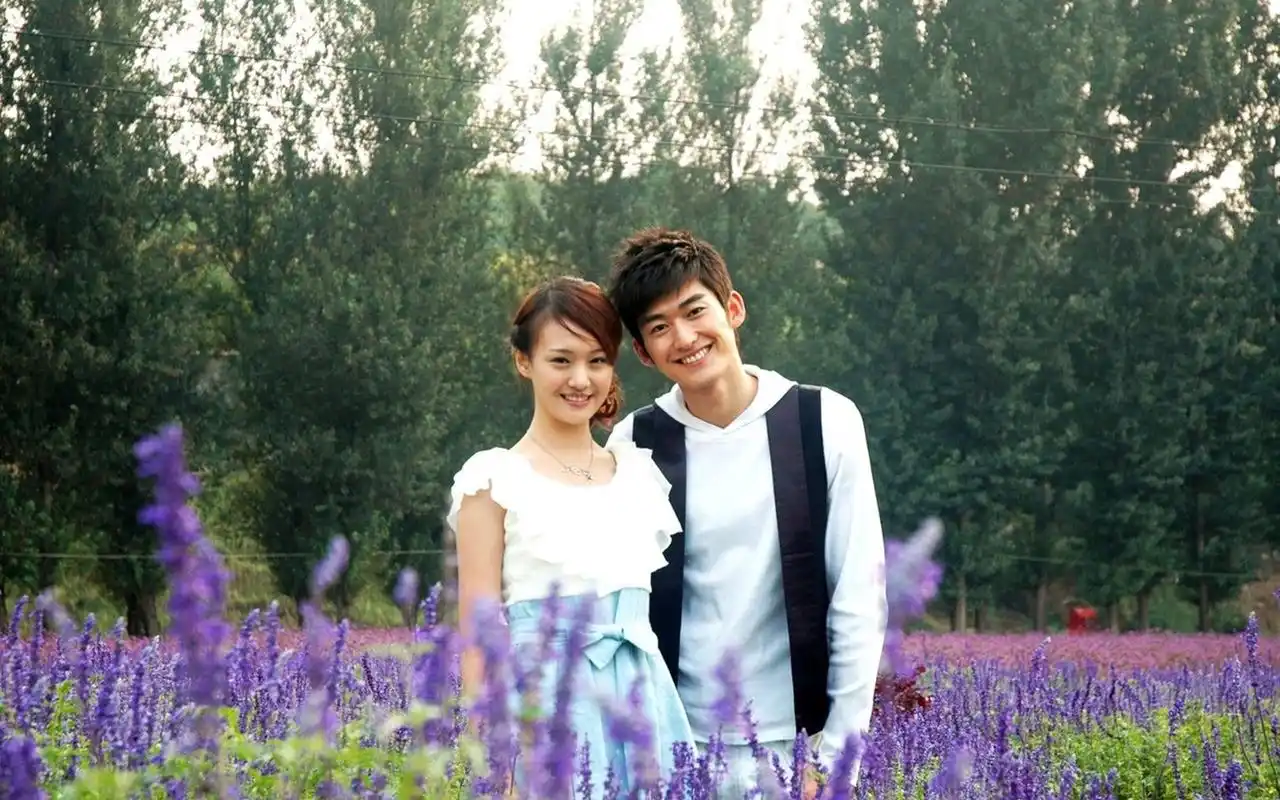 花儿与少年张翰郑爽高清图片桌面壁纸