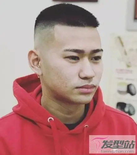 时尚男生平头发型 清爽干练尽显男人味