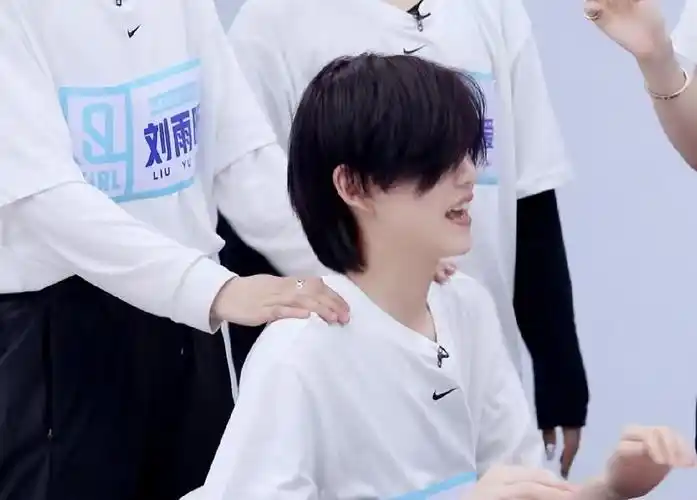 昕燃— 我对你将爱意诉说尽兴(陆柯燃视角