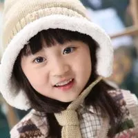 快乐的活宝幸福的童年天然萌的嘟嘟嘴的可爱小女孩qq头像图片