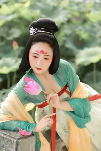 唐风美人图_人像_poco摄影,恋恋中国风,古风,汉服摄影,古风摄影,写真