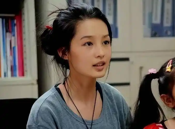 李沁被质疑整容?