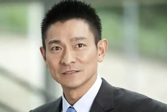 刘德华6大发型,我觉得第二个最好看