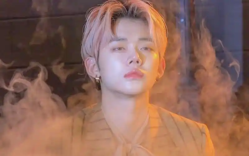 【崔然竣】vogue behind  然竣cut