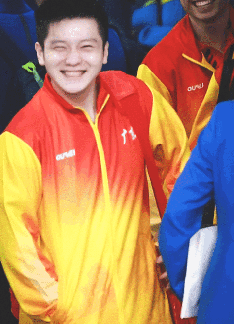 樊振东露肉肉身材,想不到他还有翘臀!_中国乒乓球队_实力_网友