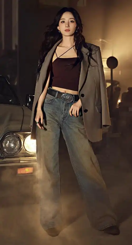 释放高清大图    its mi 具有多面风格的品牌代言人杨幂,  its me是