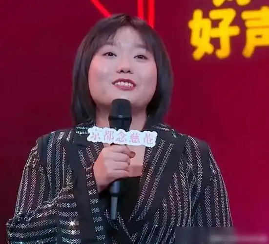 李雪琴蒙面唱将仙女赐福,展现歌唱才华,观察团的评价怎样?