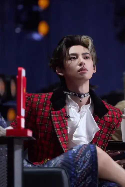 小鬼王琳凯超话致敬经典经理人合作赛来袭,看"og baby"厂牌经理人