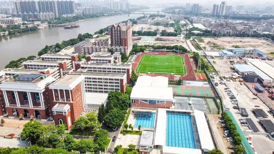 体育场馆运营者如何快速找到优质球场灯东莞11岁的灯企给出答案