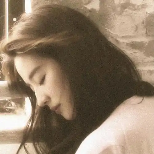 刘亦菲爱豆头像拿图扣1自截感谢收藏