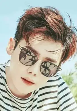 男37分逗号刘海怎么弄帅