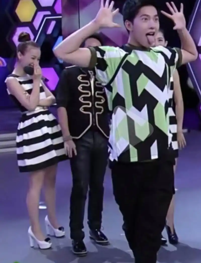 考古杨洋早年综艺,谢娜吴昕维嘉你们忍的很辛苦吧[左捂脸]#杨洋# #我