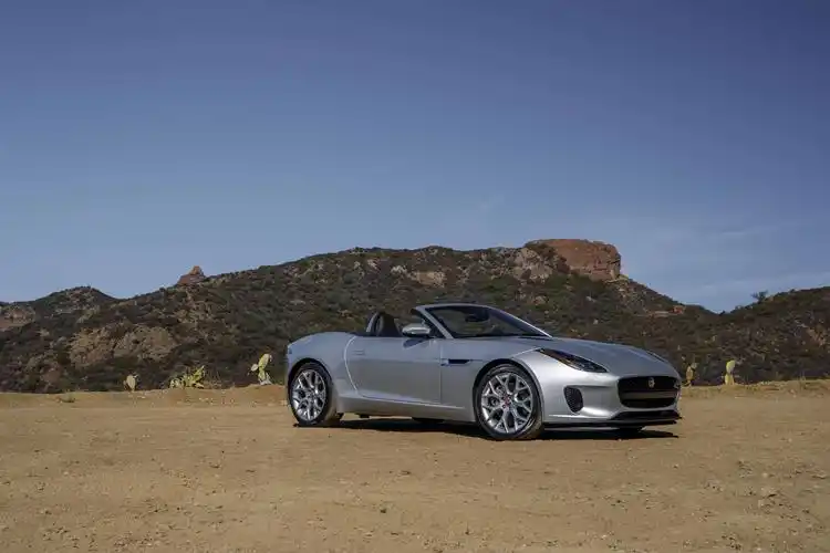 全新捷豹f-type 2.0t双座跑车_搜狐汽车_搜狐网