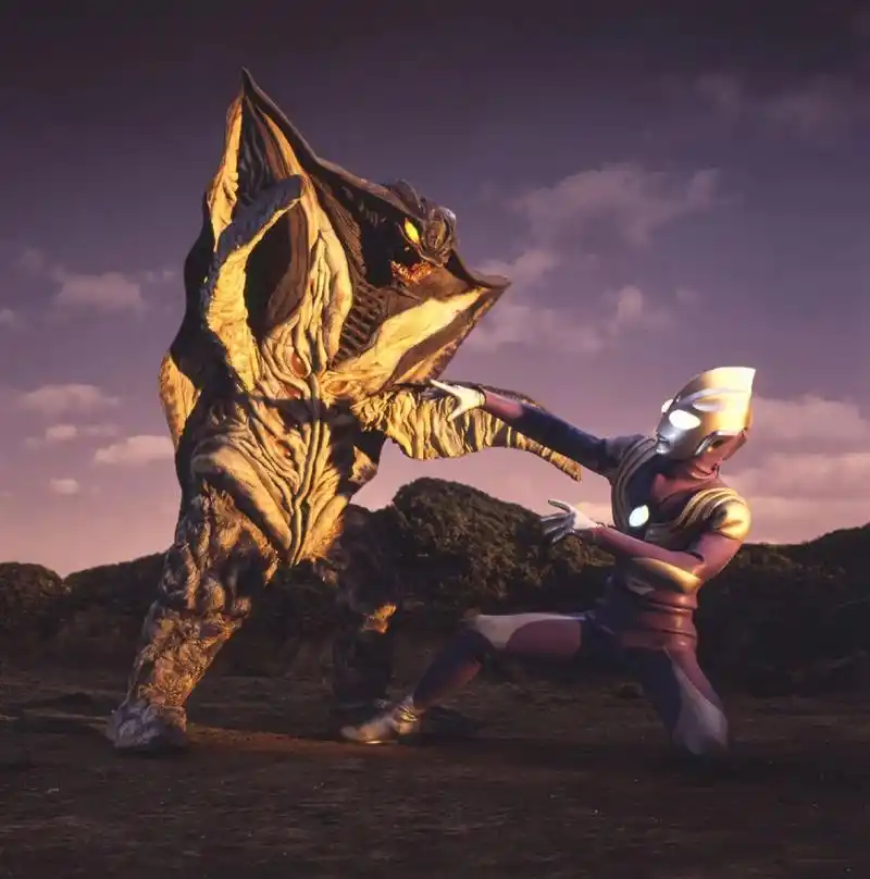 闪电人 加佐特    《迪迦奥特曼》第6话 第二次接触/第15话 梦幻疾走