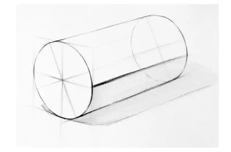 倒着的圆柱体结构素描,注意透视近大远小,长宽的比例要准确,不要画的