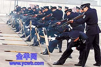 法警上岗 执行死刑(图)