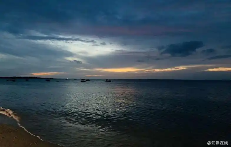 海边恶心夜晚,无敌了,你们觉得呢