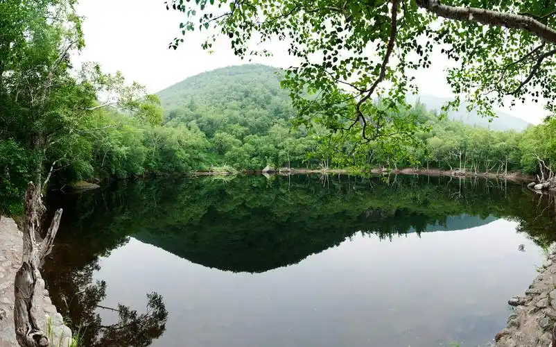 长白山小天池,绿渊潭,瀑布