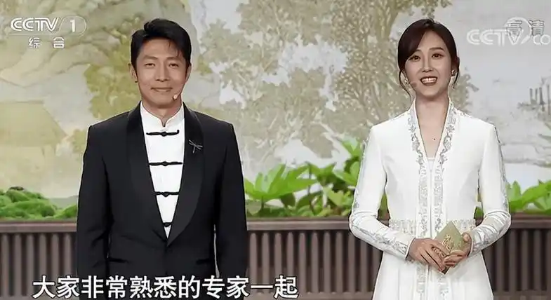 撒贝宁:发朋友圈官宣自己要乔迁新居,同事王嘉宁第1个留言道喜