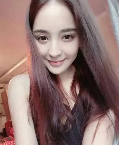 古力娜扎早期大学的照片,美不美你说了算!