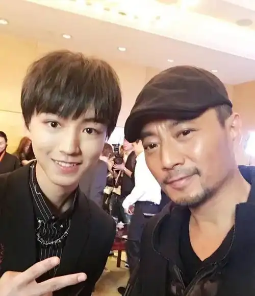 王俊凯吴磊身高大比拼没想到这两个孩子已经开始碾压了