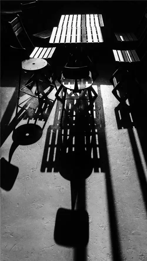 下面的相片主要拍摄于顶光,其实顶光非常不利于拍摄