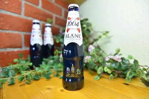 法国啤酒 凯旋1664白啤酒 蓝瓶330ml瓶*24瓶 整箱包邮