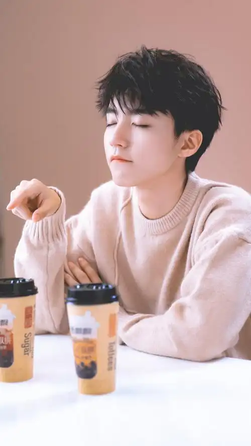 王俊凯×香飘飘