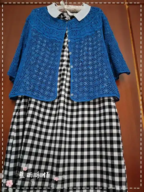 葱蓝简单大方女士钩针蕾丝开衫