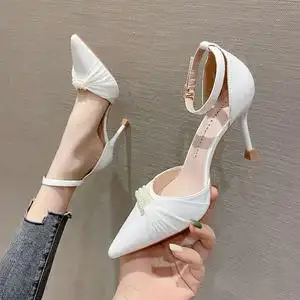 白色高跟鞋女夏天配裙子2021年新款中空一字扣尖头仙女风细跟单鞋