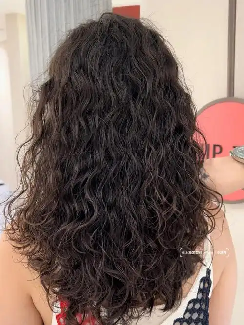 麦穗羊毛卷长发卷发设计氛围感长发羊毛卷