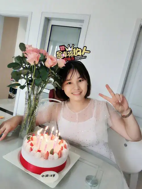 祝自己34岁生日快乐