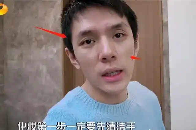 李佳琦素颜照遭曝光著名作家刘信达麻雀变成了凤凰