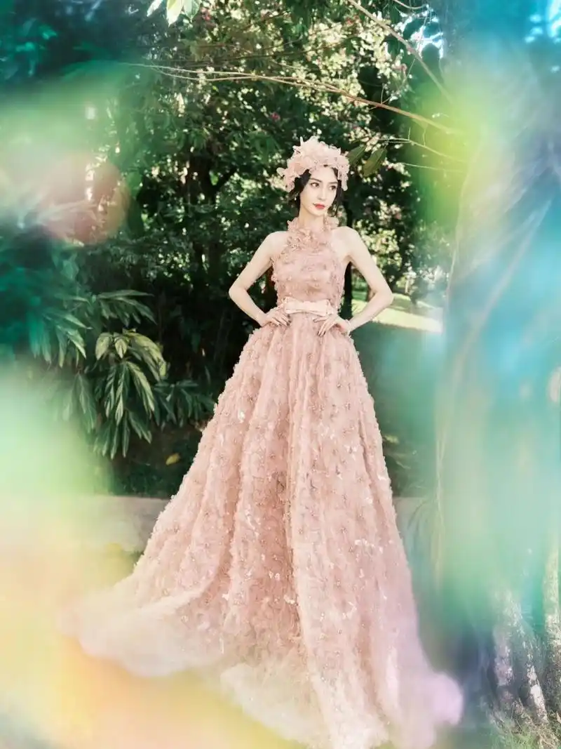 杨颖礼服大赏|我愿称之为高定女王95 angelababy简直是时尚资源