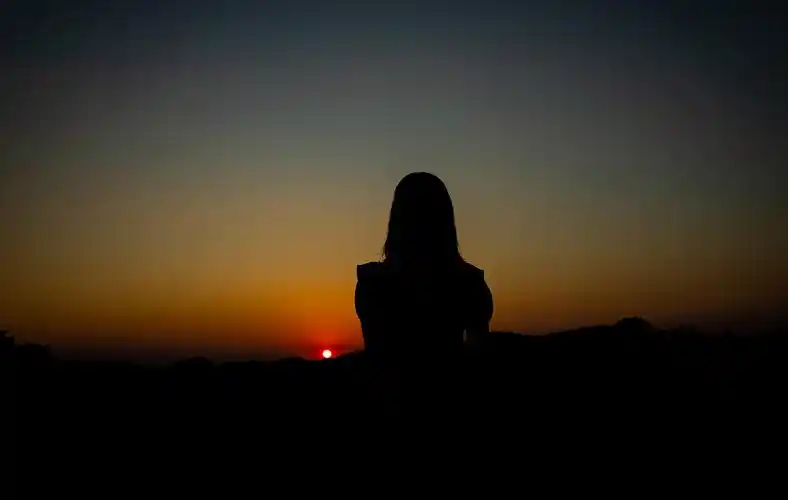 夕阳剪影|摄影|人像摄影|倾慕映画_原创作品-站酷(zcool)