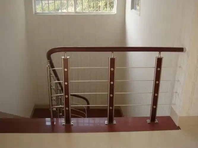 楼梯扶手不锈钢立柱护栏飘窗栏杆围栏简约扶手钢木楼梯室内现代