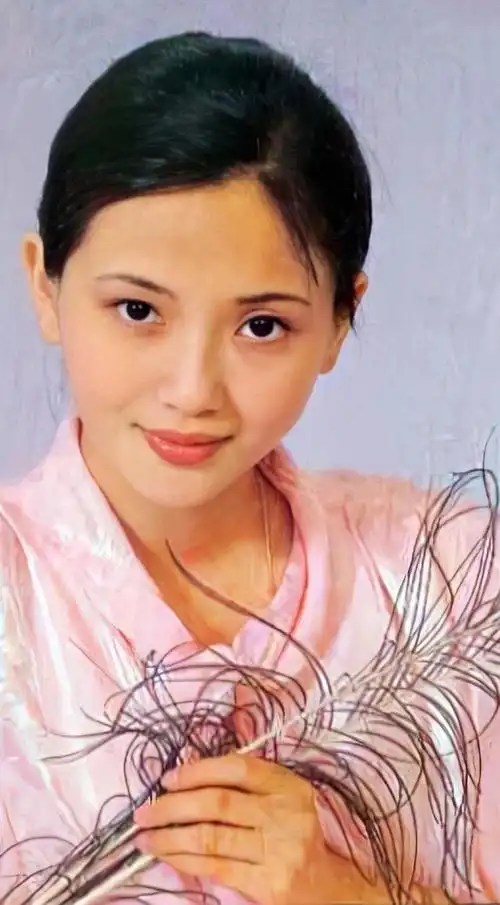 年轻时的陶慧敏,可真是秀外慧中,美腻了