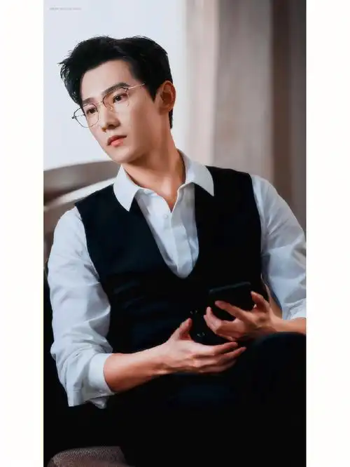 今天是杨洋的于途32岁生日