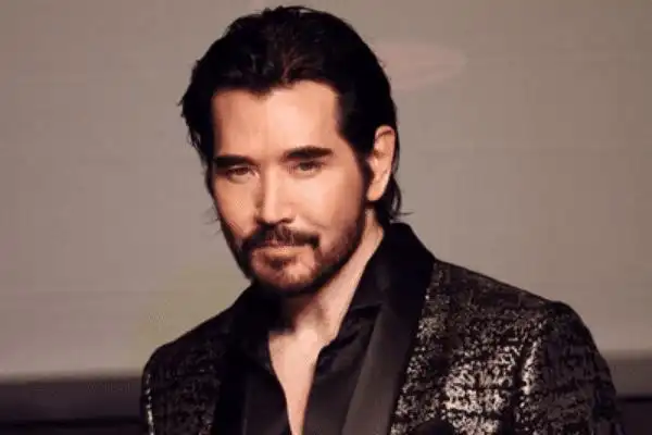 58岁费翔近照,帅气男神变成络腮胡大叔,猛一看真认不出来