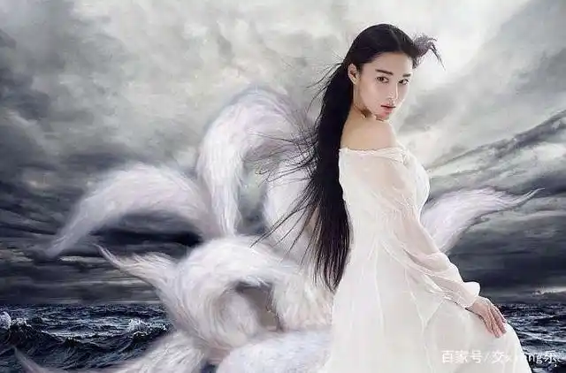 美丽的女人是祸水,插足别人家庭的女人更是成了原配口中的"狐狸精"