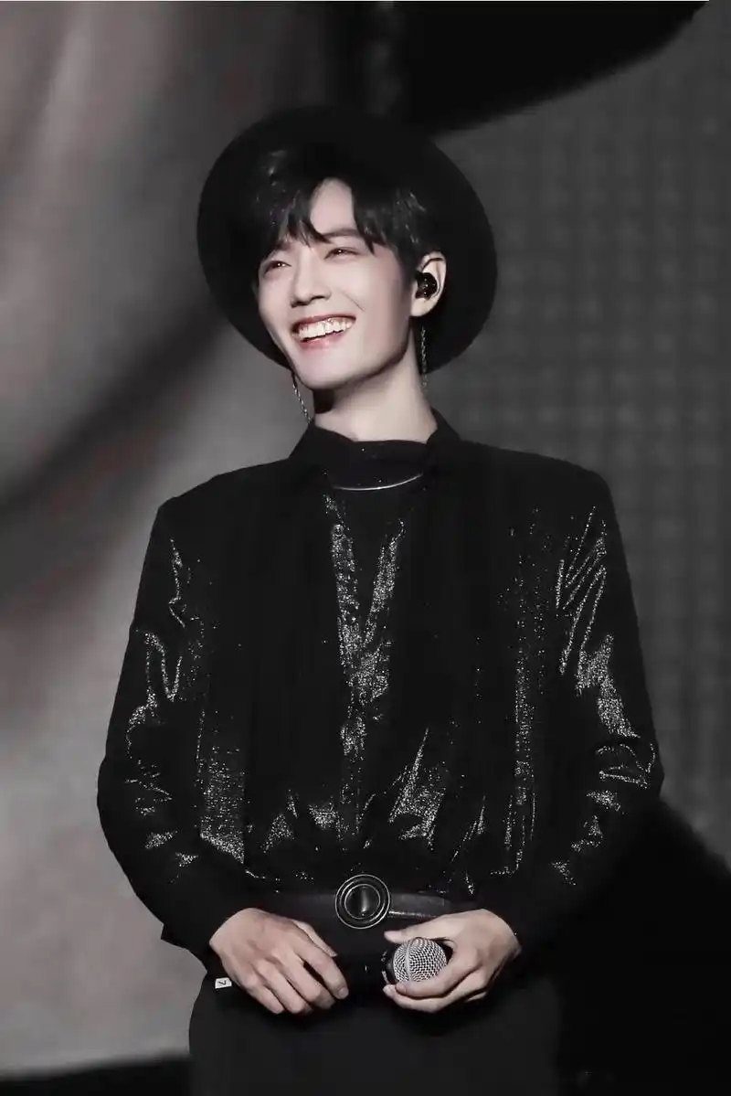 肖战笑容杀:众口难调,战战你开心就好