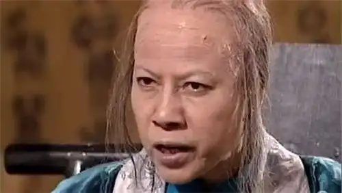 裘千尺被困深潭十多年只靠棵枣树可能吗学者小说中符合逻辑