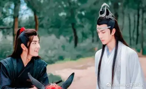 cp粉太疯魔给肖战王一博办婚礼现场布满气球戴面具公主抱