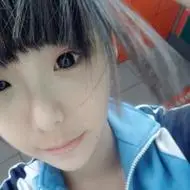 穿着校服女生头像适合初中生女生qq头像其中几张带字的