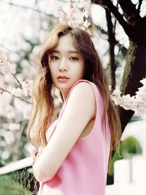 郑秀晶 krystal 画报 搭配 发型 妆容 女神