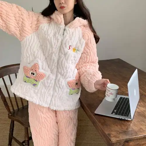 秋冬款连帽珊瑚绒三层夹棉睡衣可爱卡通加厚加绒可外穿休闲家居服