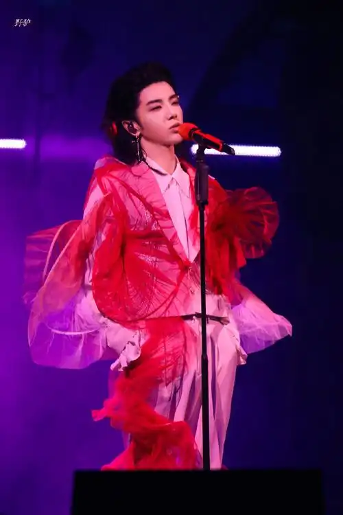 2021华晨宇火星演唱会